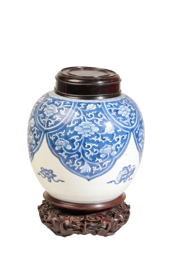 BLUE AND WHITE GINGER JAR, KANGXI PERIOD