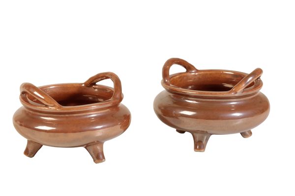 RARE PAIR OF COPPER-GLAZED TRIPOD CENSERS, KANGXI PERIOD