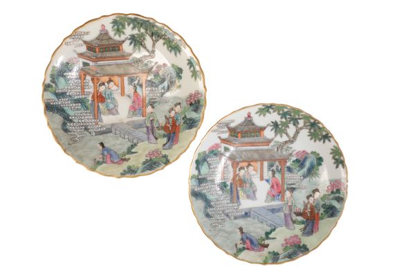 PAIR OF FINE FAMILLE ROSE DISHES, JIAQING PERIOD