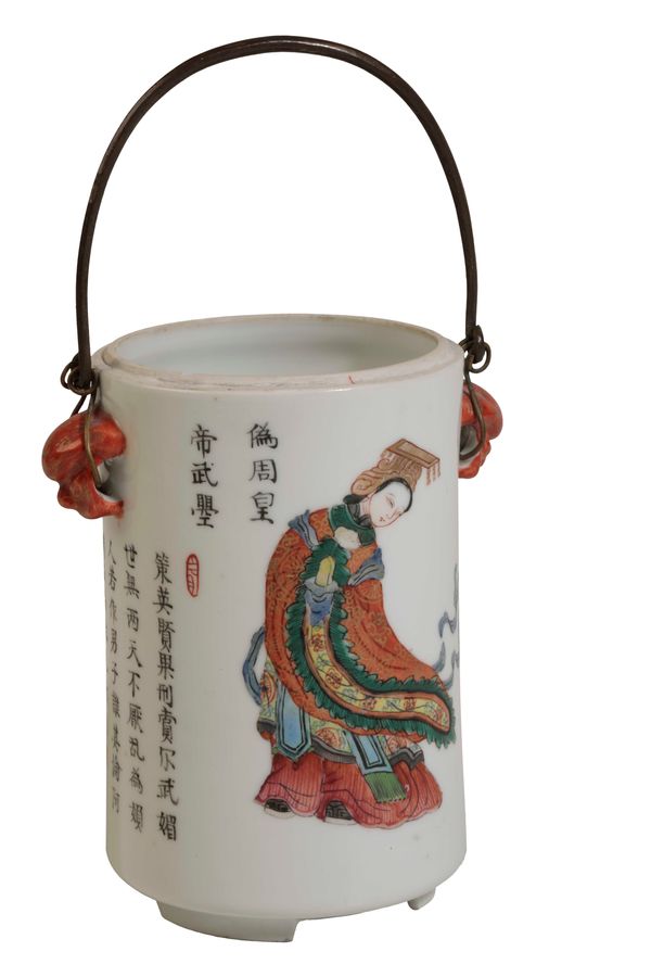 FAMILLE ROSE CYLINDRICAL JAR, QING DYNASTY, 19TH CENTURY