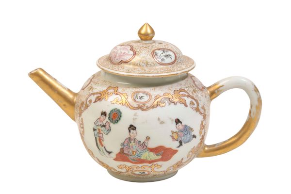 A FAMILLE ROSE EXPORT TEAPOT,