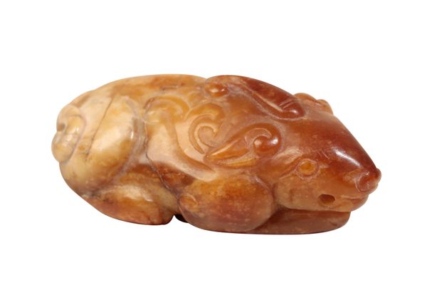 RUSSET JADE PENDANT, MING DYNASTY