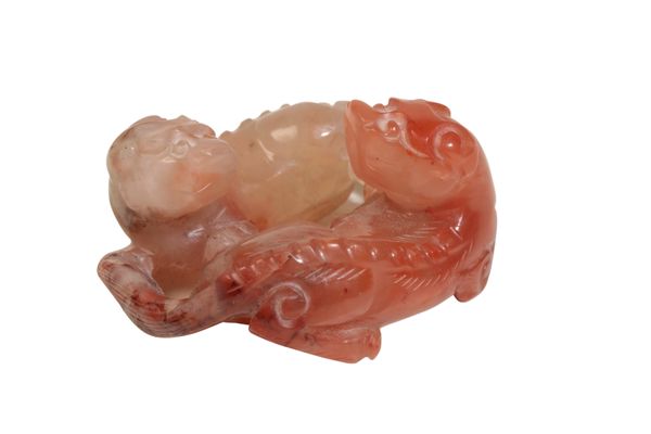 CARVED CARNELIAN-AGATE GROUP, QING DYNASTY