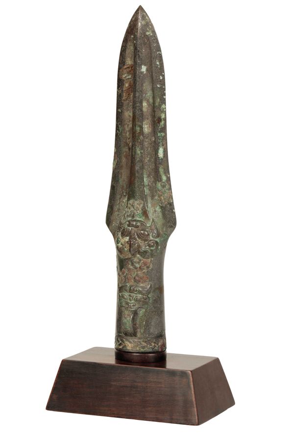 BRONZE ARCHAISTIC SPEARHEAD (MAO), POSSIBLY SHANG DYNASTY