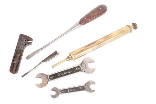 ORIGINAL HAND-TOOLS FOR THE VINTAGE MOTORCAR