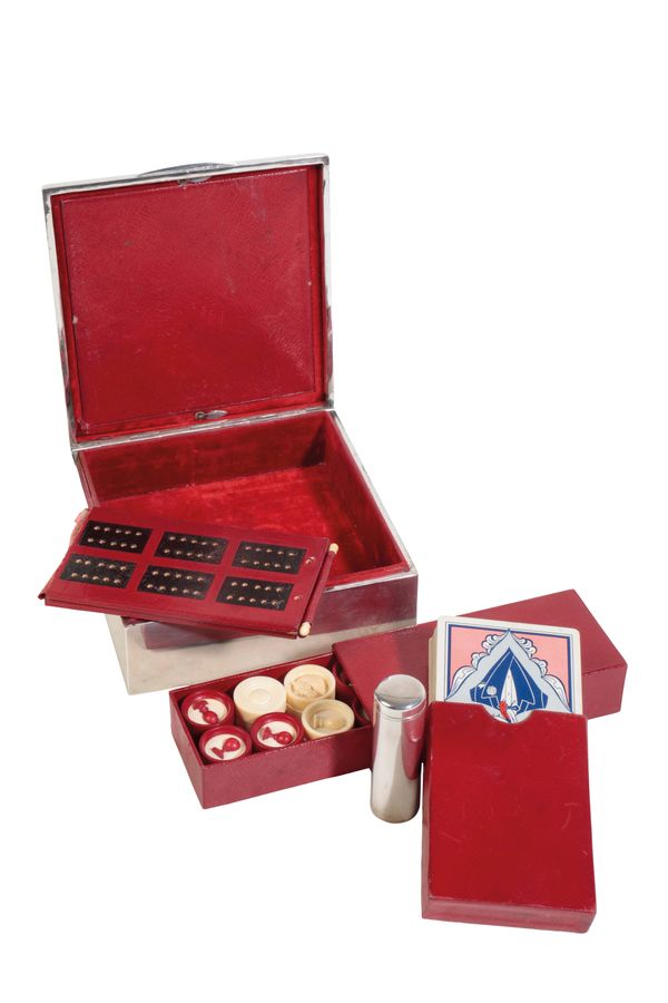 A NORTH AMERICAN EARLY 20TH CENTURY SILVER MOUNTED GAMES COMPENDIUM,