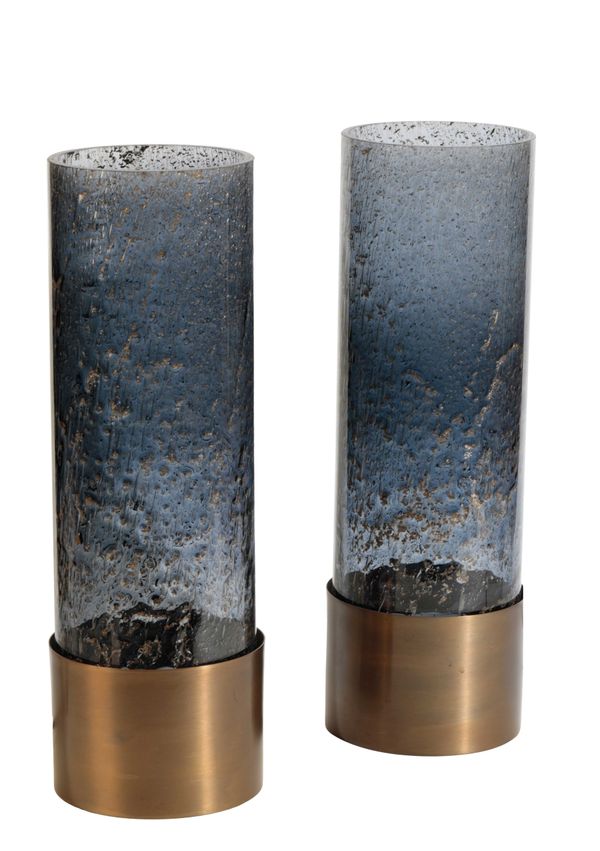 HEATHFIELD & CO: A PAIR OF CYLINDRICAL TABLE LAMPS