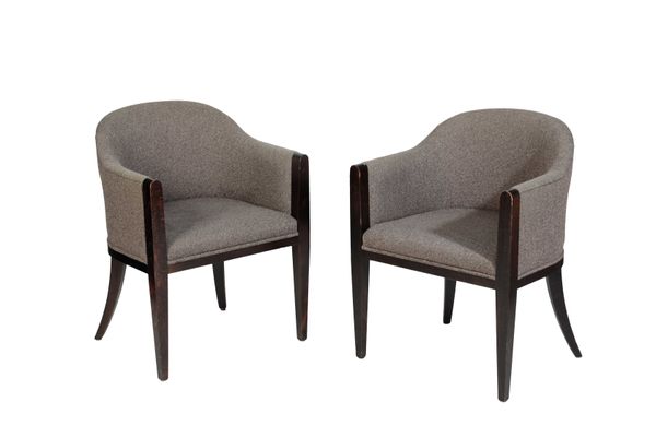 A PAIR OF UPHOLSTERED TUB CHAIRS