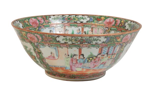 CHINESE EXPORT FAMILLE ROSE BOWL, LATE QING