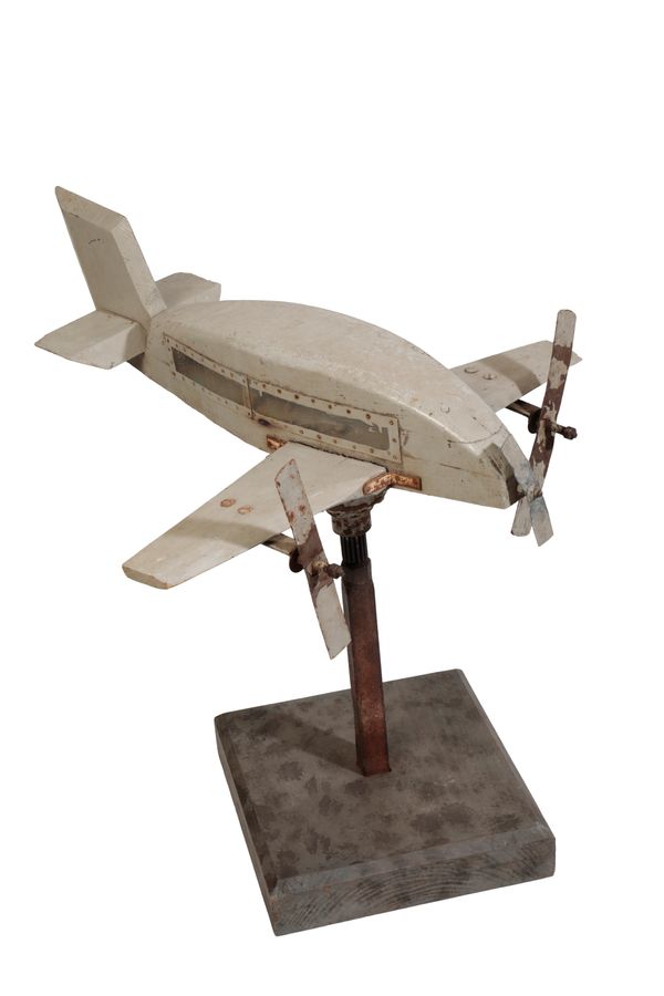 MODEL PLANE