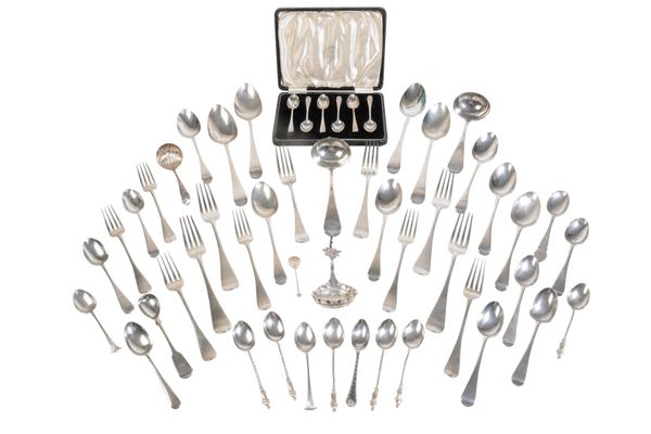 A SMALL QUANTITY OF MIXED SILVER FLATWARE,