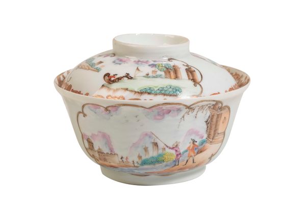 A CHINESE EXPORT EUROPEAN-DECORATED COVERED  BOWL,