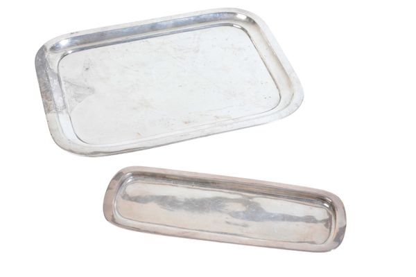AN EARLY 20TH CENTURY SILVER TRAY BY LIBERTY & CO LTD.,