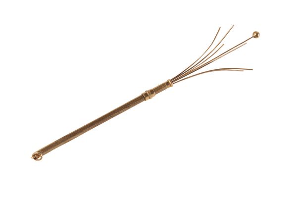 A 9CT  GOLD SWIZZLE STICK