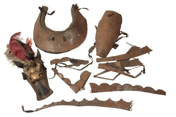 A COLLECTION OF VARIOUS HORSE ARMOUR PARTS,