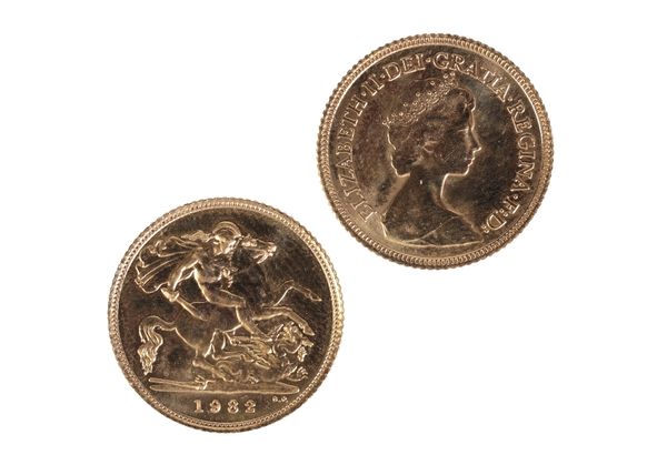 TWO 1982 GOLD HALF SOVEREIGNS