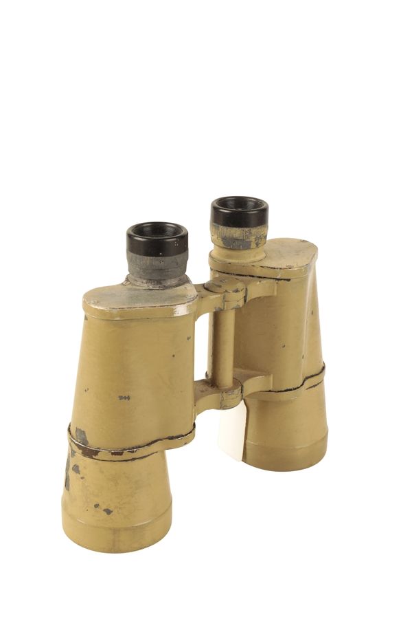 DIENSTGLAS GERMAN MILITARY BINOCULARS