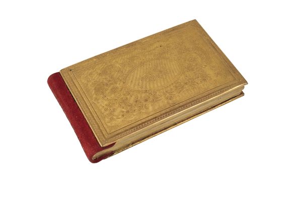 AN EARLY 20TH CENTURY AUTOGRAPH BOOK