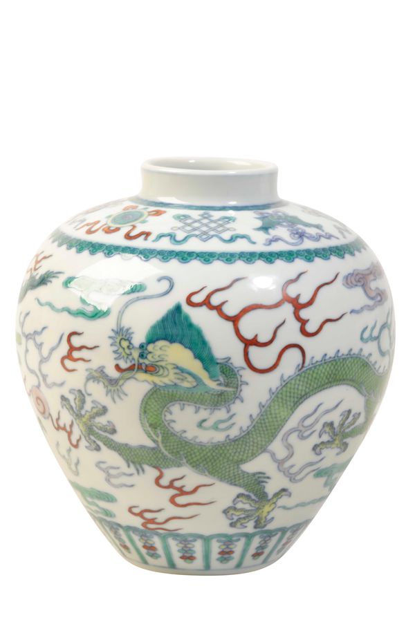 DOUCAI BALUSTER 'DRAGON' JAR