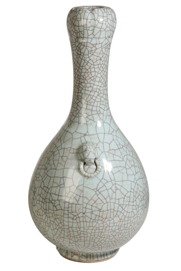 LARGE CELADON CRACKLE-GLAZE VASE, LATE QING / REPUBLIC PERIOD