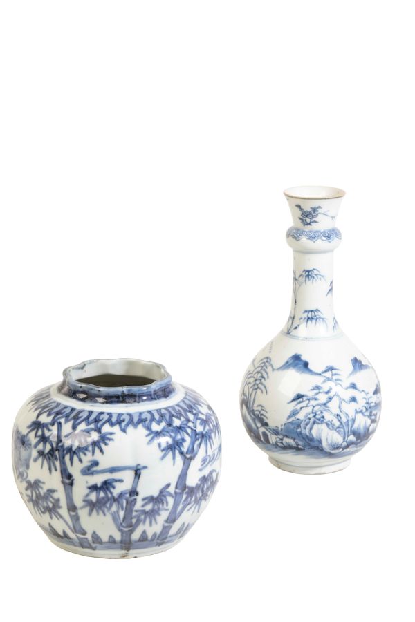 BLUE AND WHITE VASE, KANGXI PERIOD