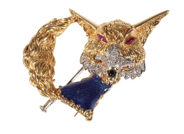 A DIAMOND  ENAMEL AND GOLD FOX BROOCH