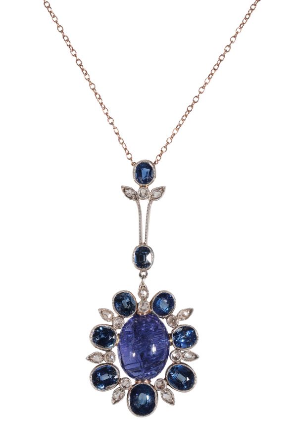 A SAPPHIRE AND DIAMOND NECKLACE