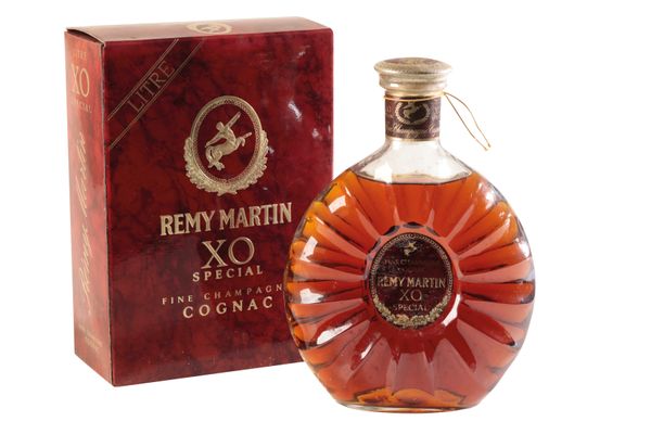 REMY MARTIN XO SPECIAL FINE CHAMPAGNE COGNAC