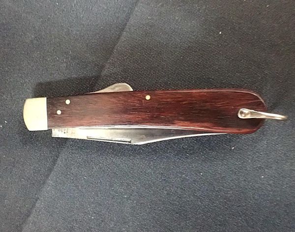 HARDY: A SPORTING KNIFE