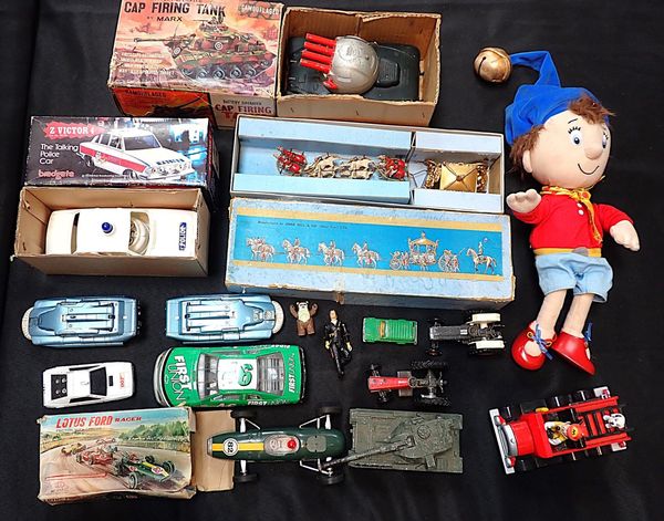 A MARX CAP FIRING TANK, AND OTHER TOYS