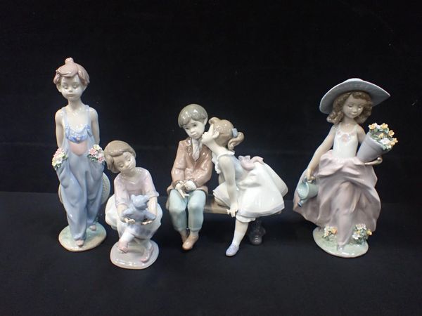 LLADRO: FOUR FIGURES OF CHILDREN