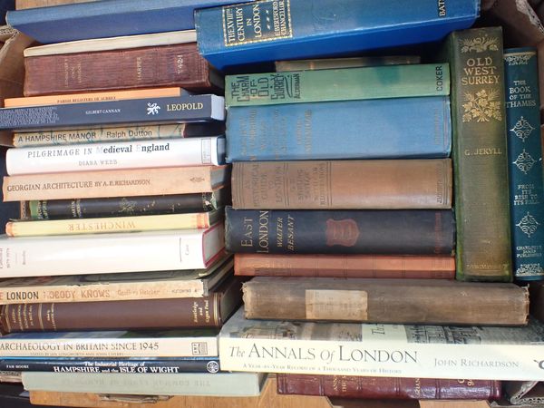 A QUANTITY OF ENGLISH TOPOGRAPHY BOOKS