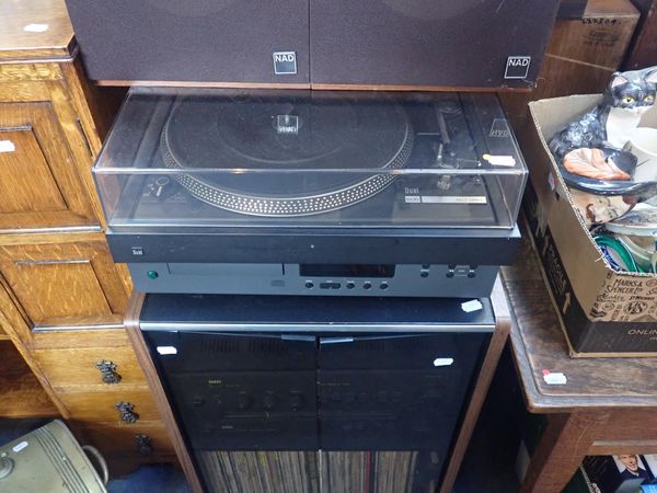 A NAD SERIES HI-FI SYSTEM AND SPEAKERS