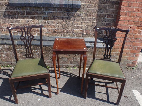 A PAIR OF CHIPPENDALE REVIVAL DINING CHAIRS