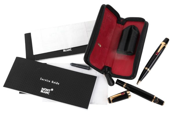 A MONT BLANC BOHEME TWO PEN SET
