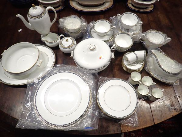 WEDGWOOD:  A 'ULANDER'  DINNER SERVICE, FOR SIX