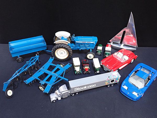 AN ERTL, U.S.A. FORD 4000 TRACTOR