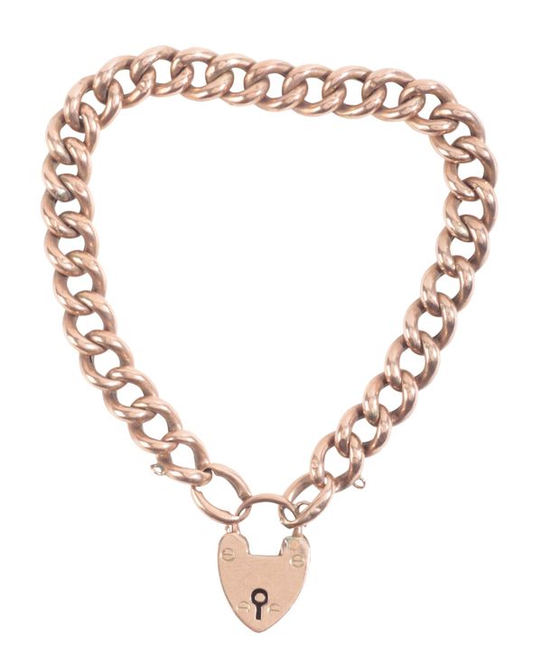 AN ANTIQUE CURB LINK BRACELET