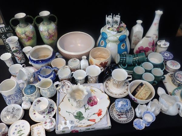 A QUANTITY OF MIXED CERAMICS