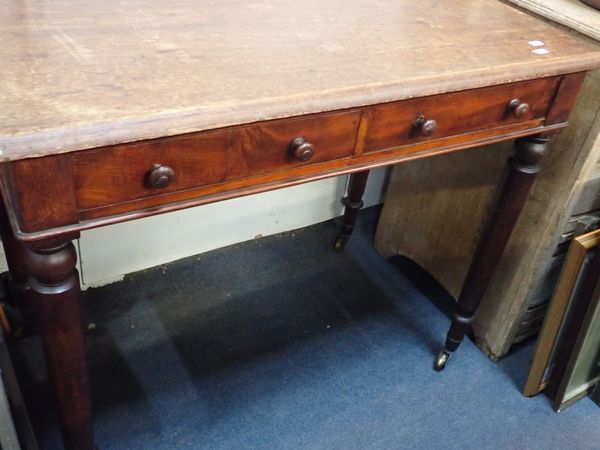 A VICTORIAN MAHOGANY SIDE TABLE