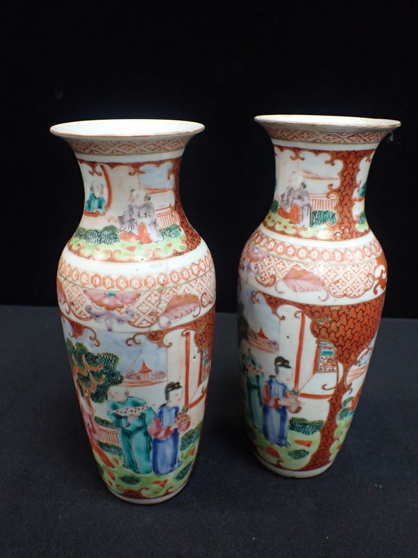 A PAIR OF 19th CENTURY JAPANESE KUTANI PORCELAIN VASES