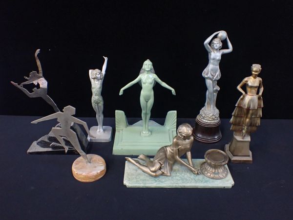 A COLLECTION OF ART DECO FIGURINES