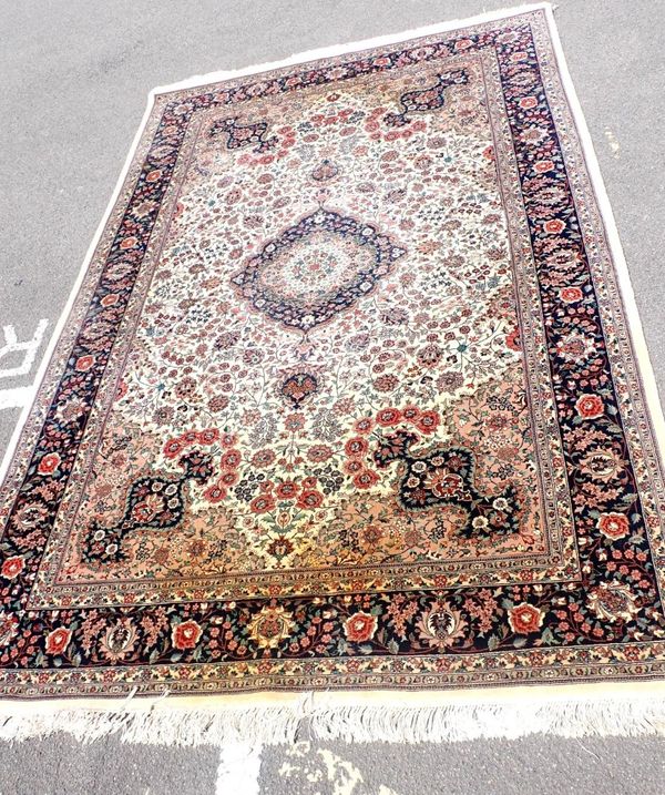 A LARGE ISFAHAN RUG