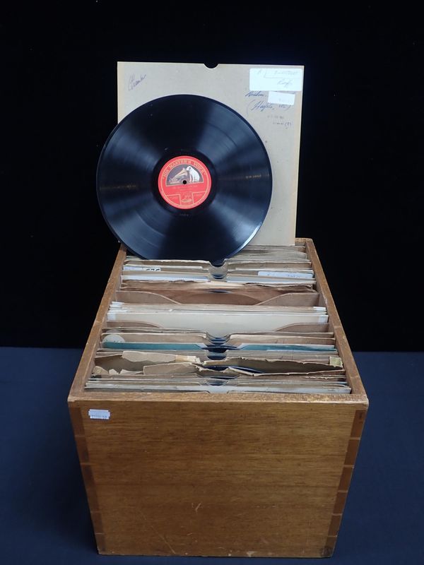 A COLLECTION OF OPERA 78 RPM RECORDS
