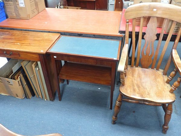 A 19th CENTURY MAHOGANY SIDE TABLE