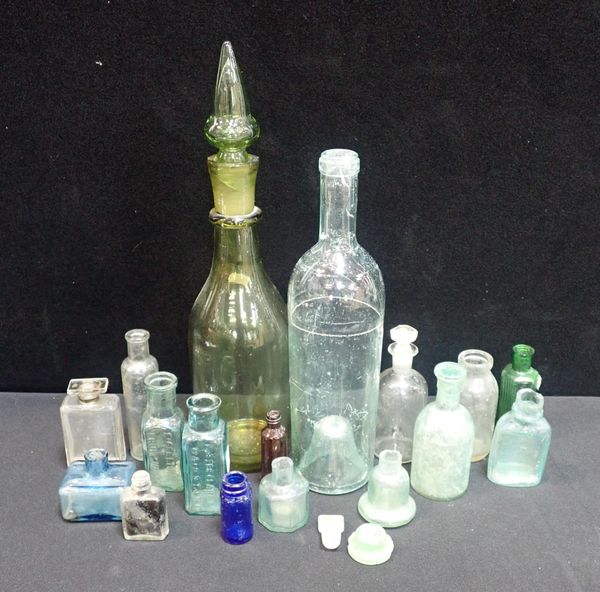 A COLLECTION OF 19th CENTURY AND LATER GLASSWARE