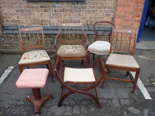 A 19th CENTURY COUNTRY OAK ARMCHAIR