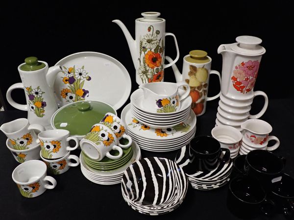 A RETRO 1970s 'ROYAL TUDOR WARE' PART DINNER SERVICE