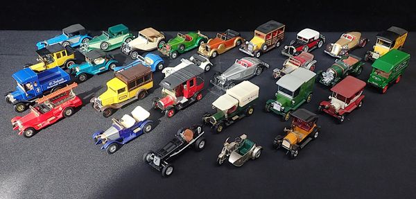 A QUANTITY OF UNBOXED 'MODELS OF YESTERYEAR' MODEL VEHICLES