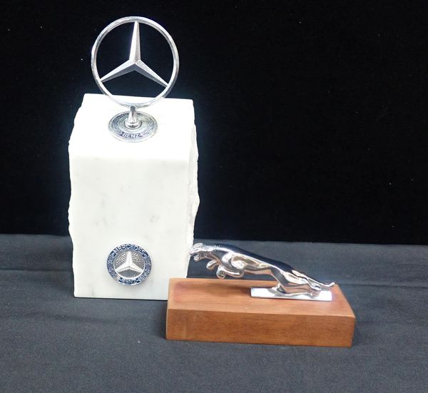 MERCEDES BENZ CAR BADGE SET IN MARBLE